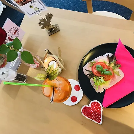 Mami Cafe&bistro&pension Gasthof Rueun